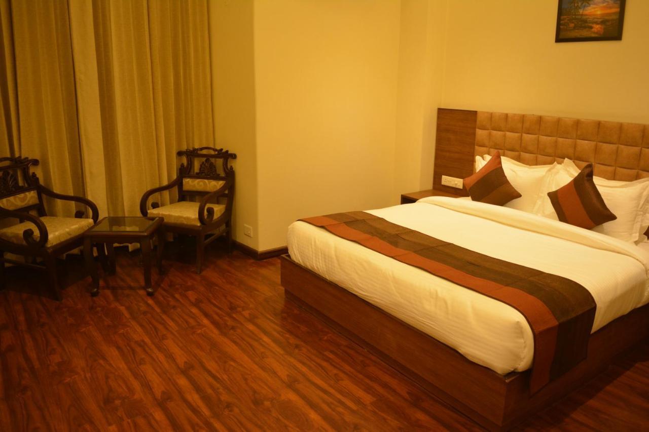 Hotel Regal Amritsar Esterno foto