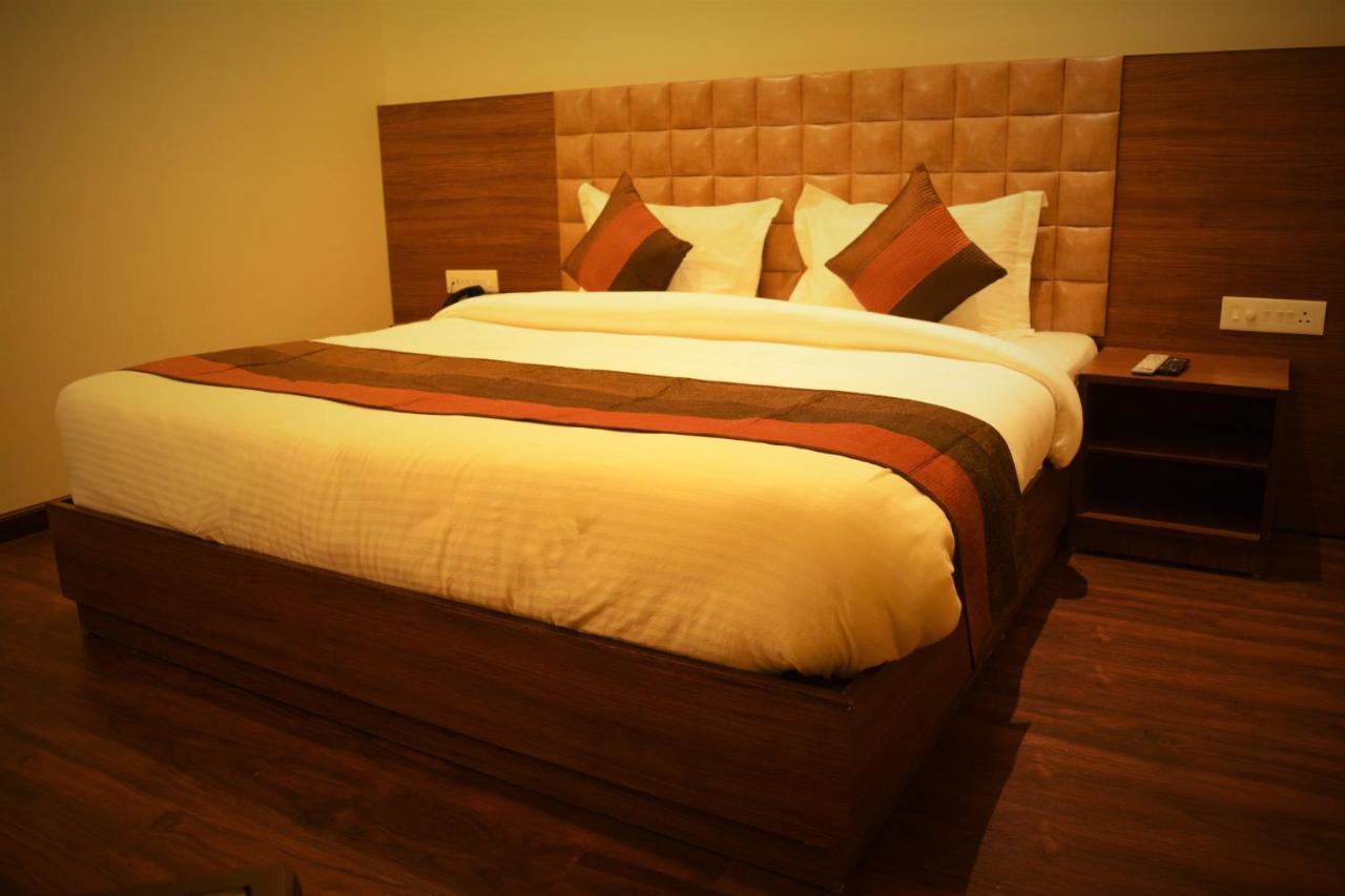 Hotel Regal Amritsar Esterno foto