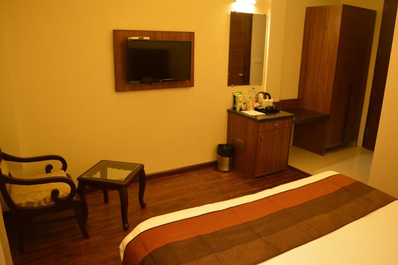Hotel Regal Amritsar Esterno foto
