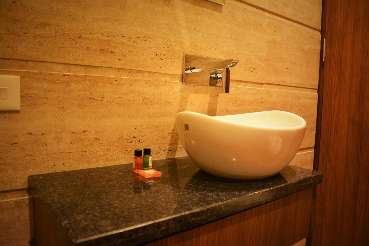 Hotel Regal Amritsar Esterno foto
